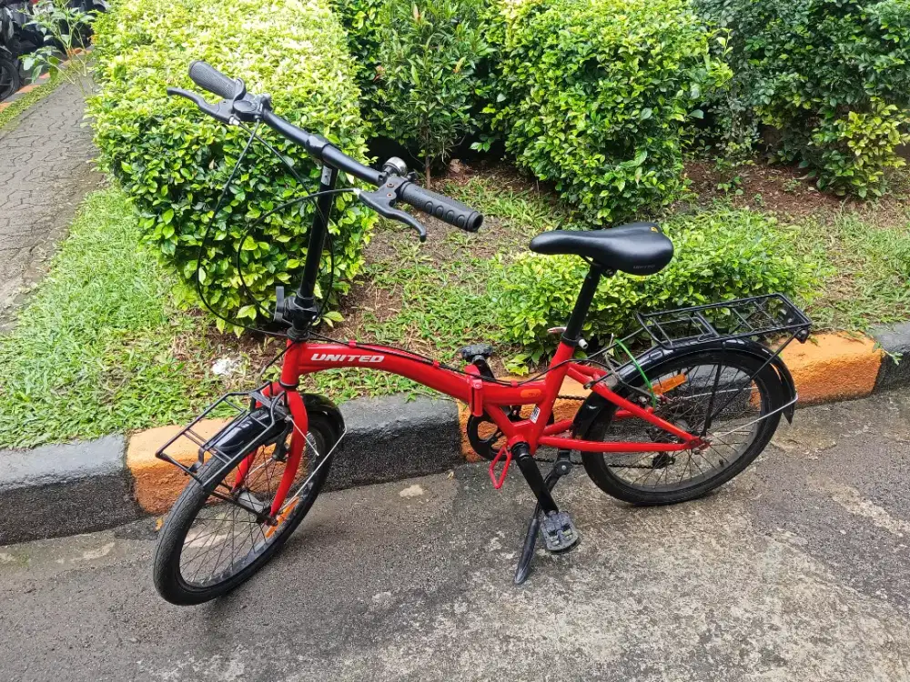Sepeda lipat united stylo 20