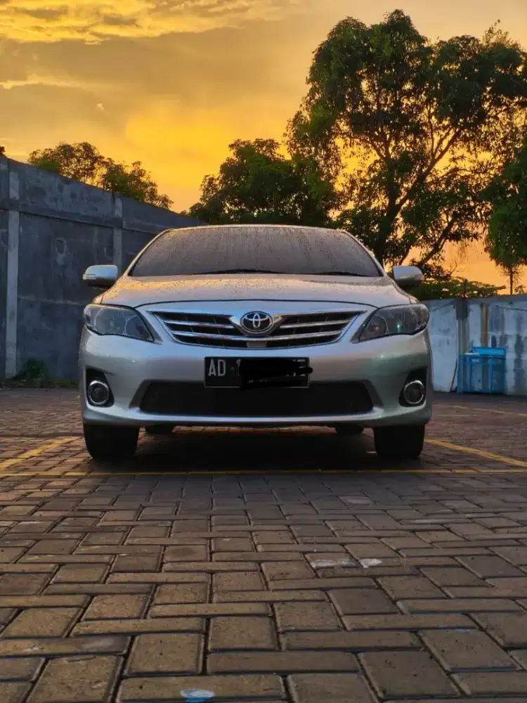 Dijual Toyota Altis 2013 manual