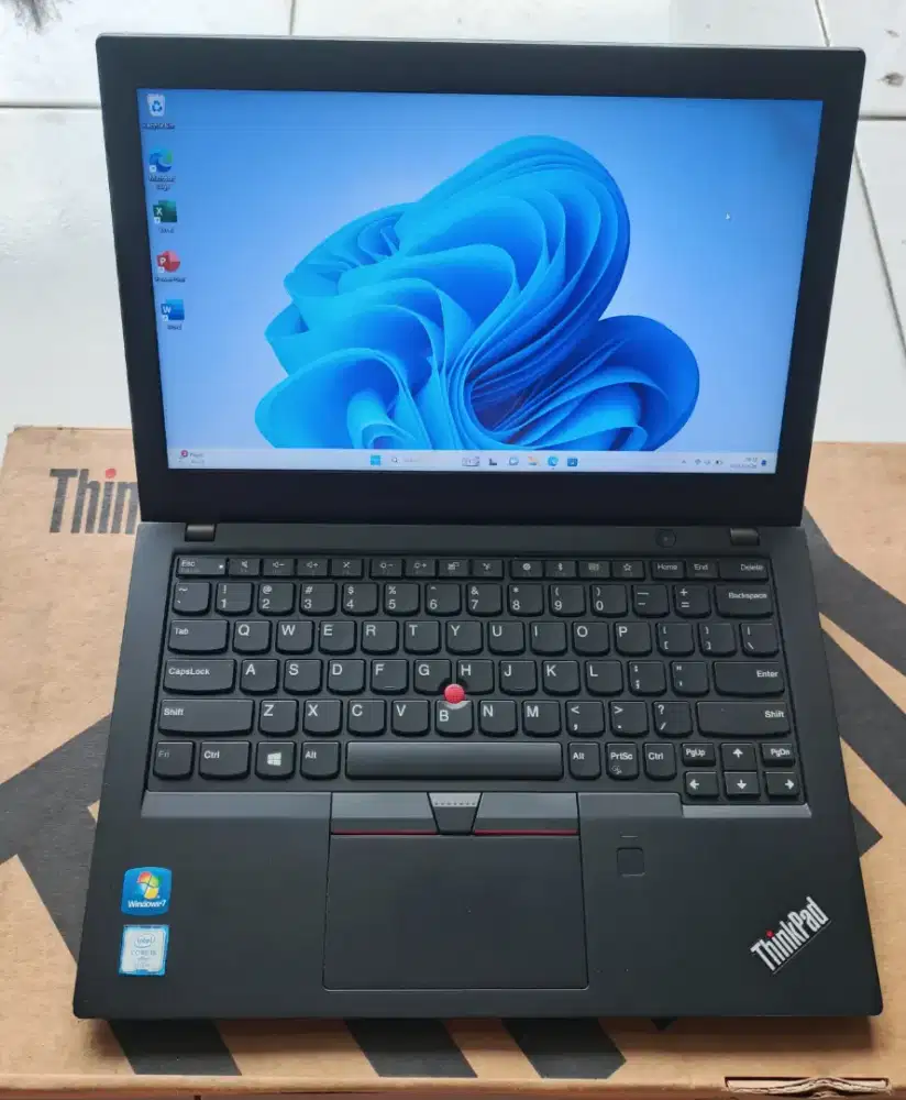 LAPTOP 3 JUTAAN LENOVO THINKPAD X280 Core i5