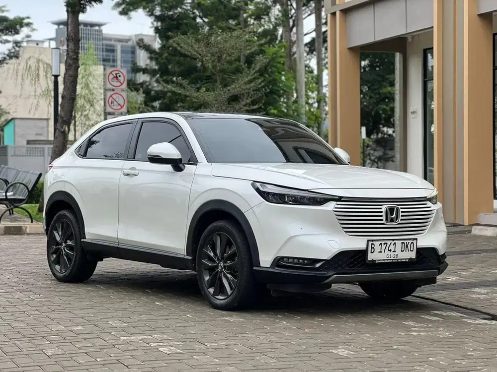 [TDP 15jt] Honda HRV SE AT 2023 Pajak Panjang