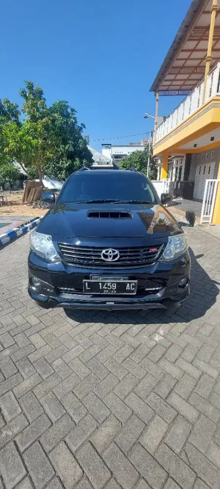 Jual cepat fortuner G VNT 2015