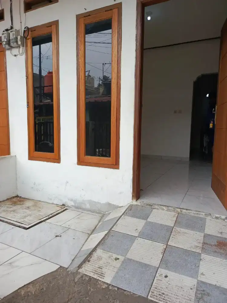 DIKONTRAKAN 1 PINTU, BEBAS BANJIR, DAN TEMPAT STRATEGIS