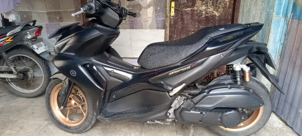 YAMAHA AEROX HITAM ABS THN 2023