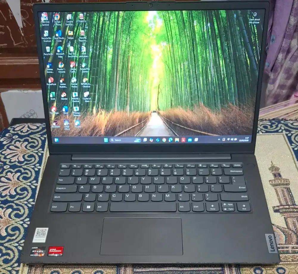 Lenovo Ideapad V14 RYZEN 3-5300U
