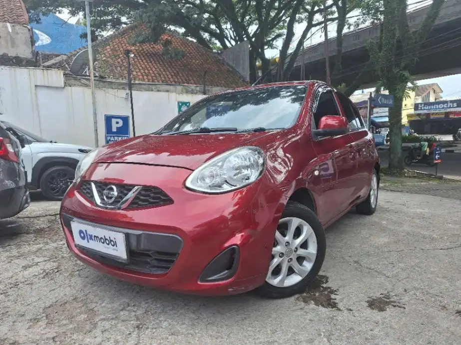 DP MURAH Nissan March 1.2 L Bensin-AT 2017 Merah C2RME