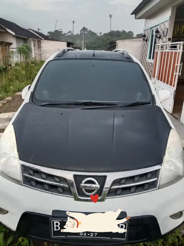 Dijual murah Mobil Livina X-gear Putih thn 2012 (harga masih nego)