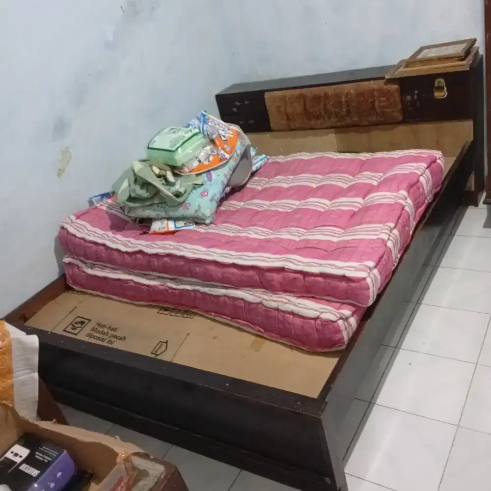 2 Kasur kapuk masih bagus