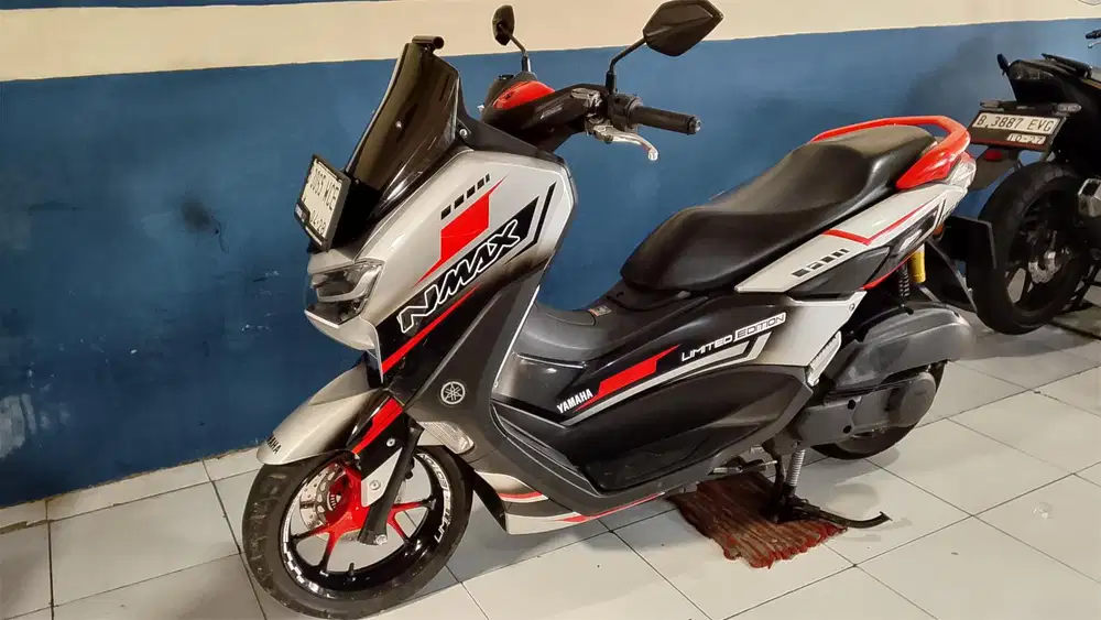 FOR SALE YAMAHA NMAX NEW KEYLESS 2023  SPECIAL EDITION
