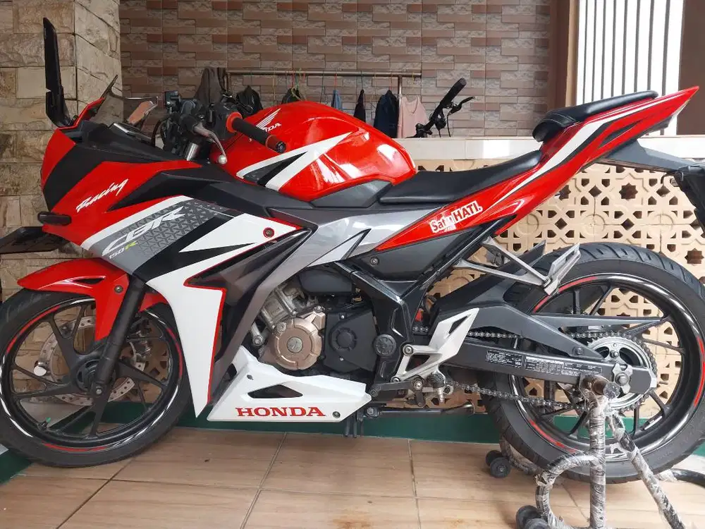 Jual CBR 150 R Thn 2016