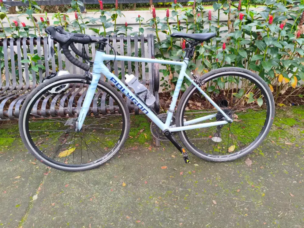 Sepeda Roadbike Polygon Strattos S2