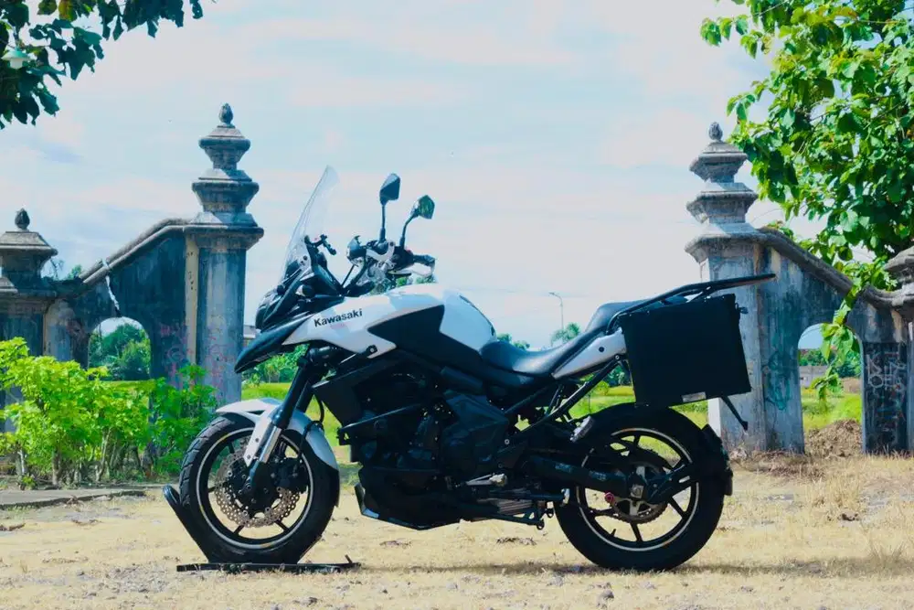 Kawasaki versys 650 like new V-stroum BMW GS310 CB500X