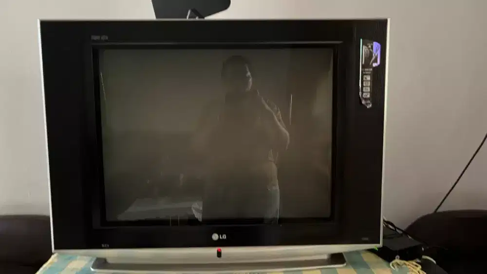 TV Tabung SHARP FLAT 29 Inch Model 29SLR