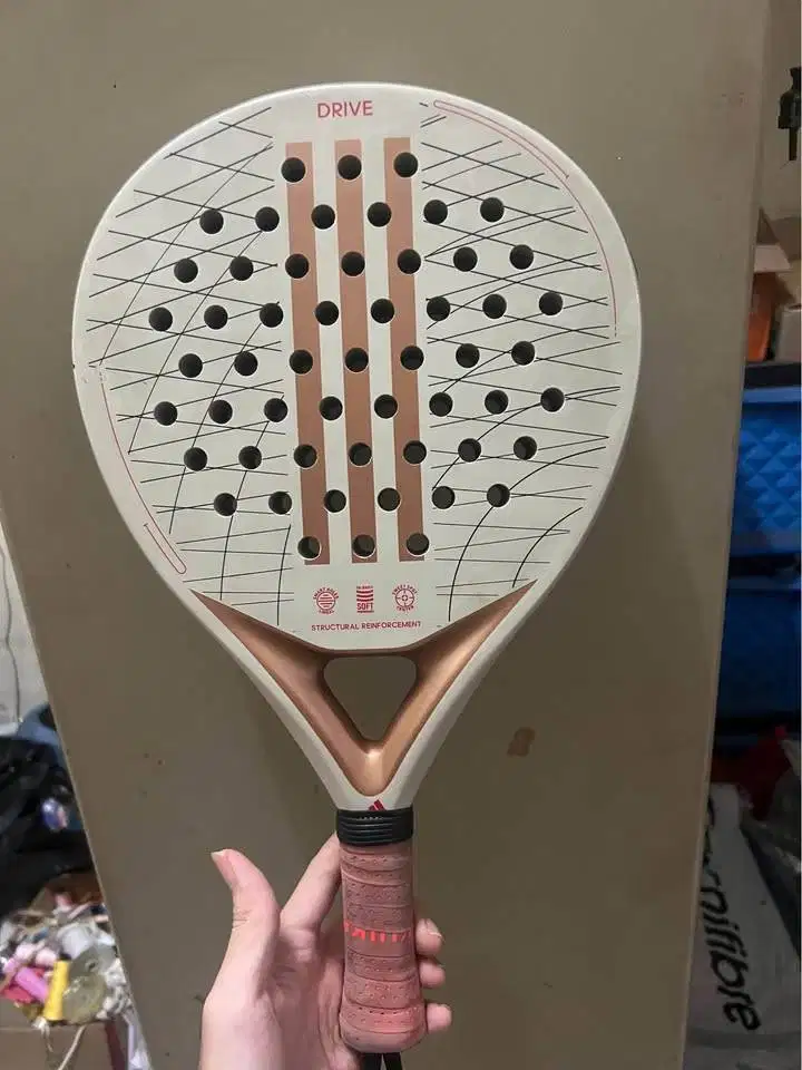 raket padel adidas drive vintage limited