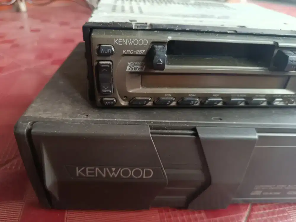 Tape mobil cd auto changer