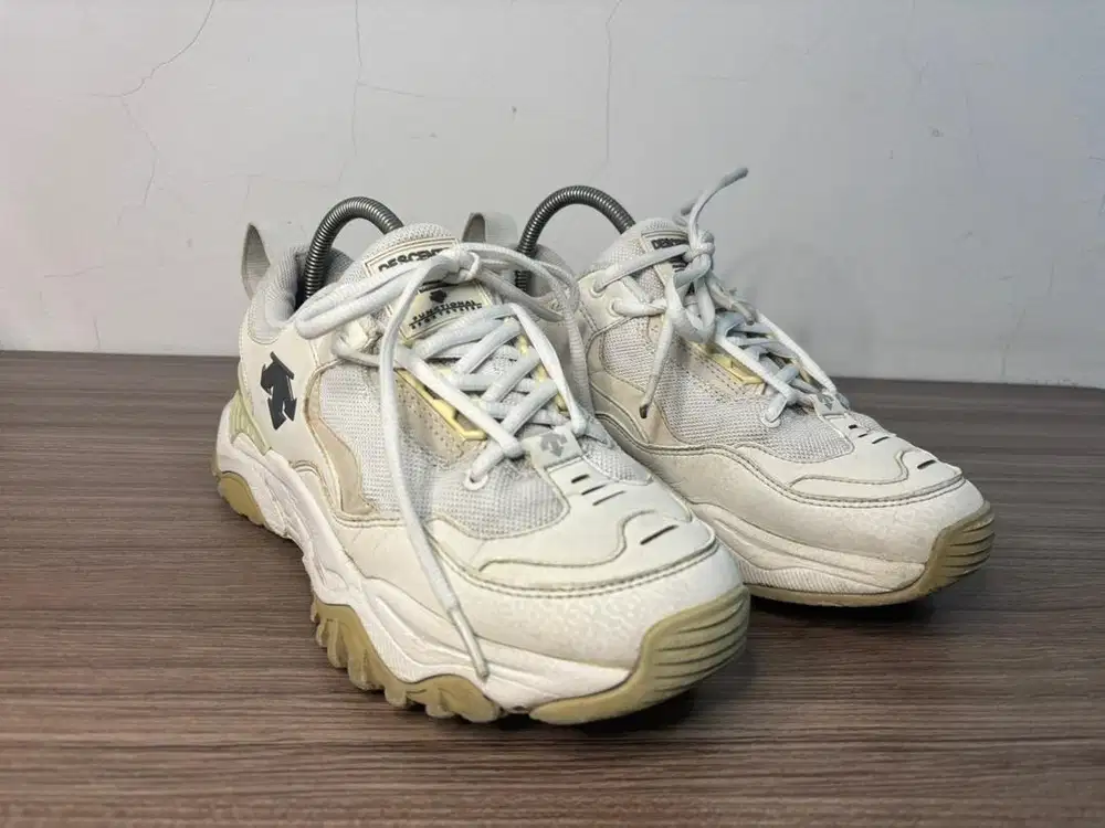 Descente Chunil size 42