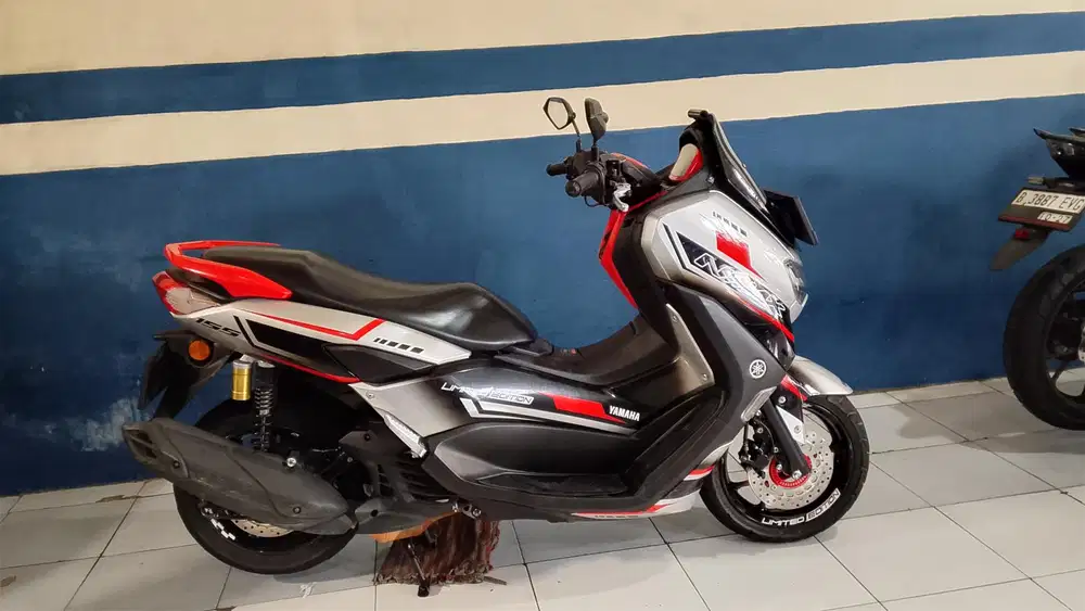 FOR SALE YAMAHA NMAX NEW KEYLESS 2023  SUPER MULUS