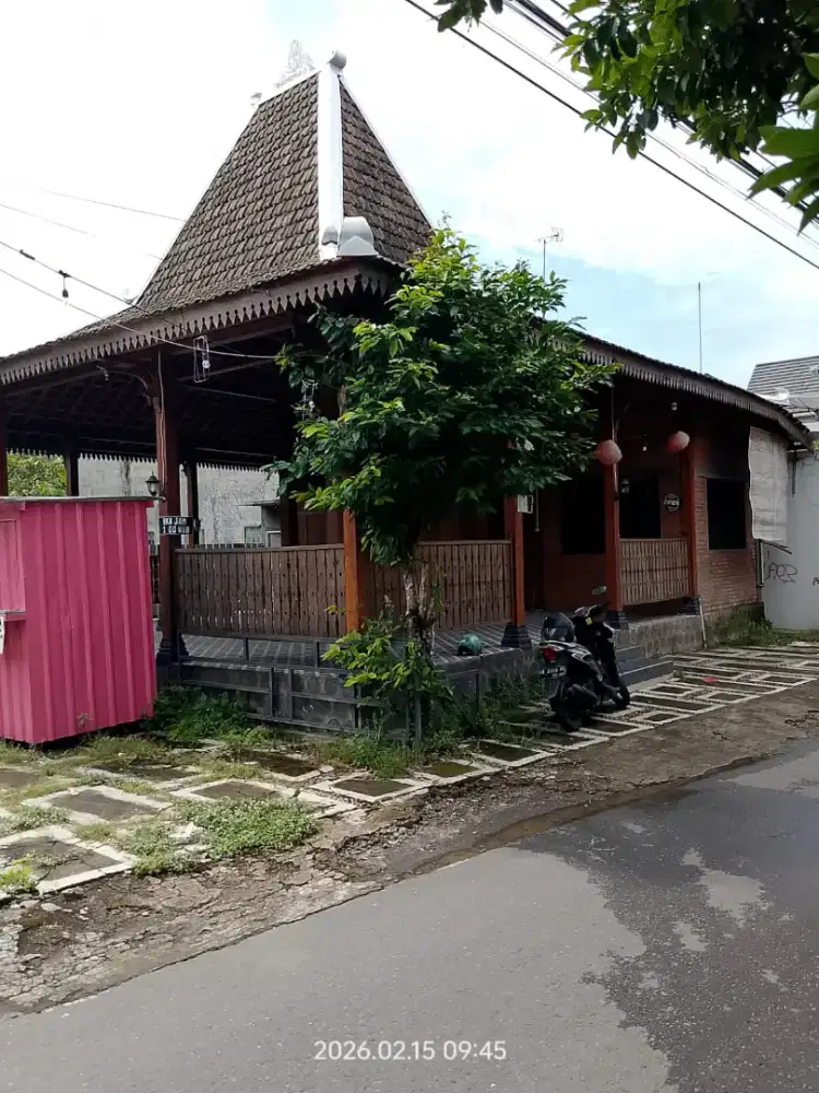 Tanah Murah bonus Joglo cocok buat Kafe,Sltan Kampus UMY dkt lapangan
