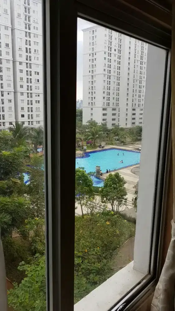 Mencari unit apartemen kalibata city unit jual view kolam