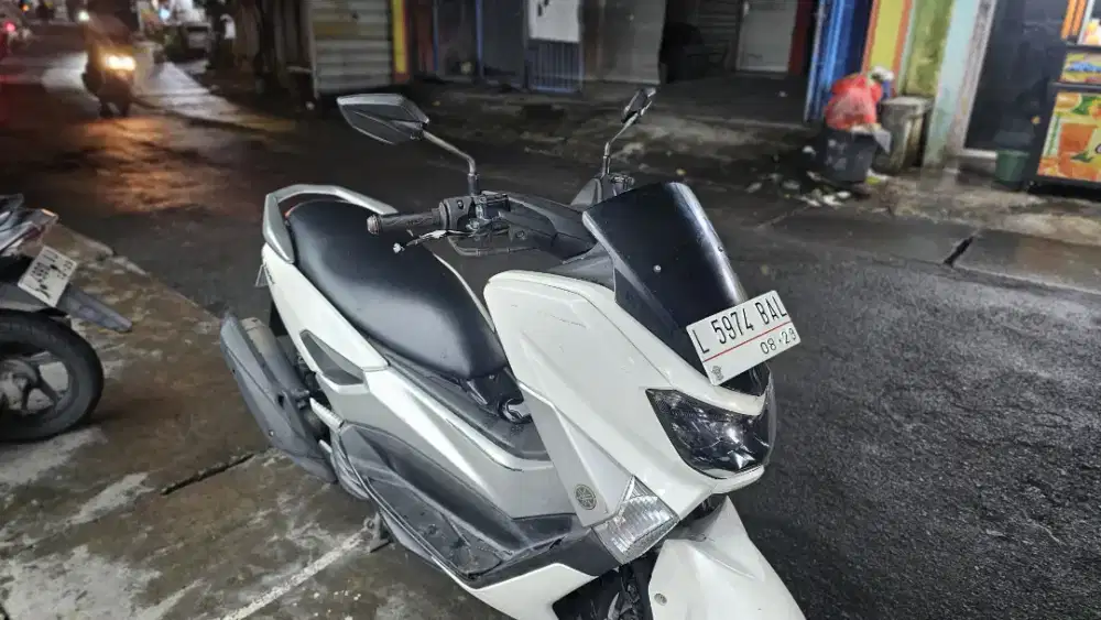 YAMAHA NMAX PUTIH 2017