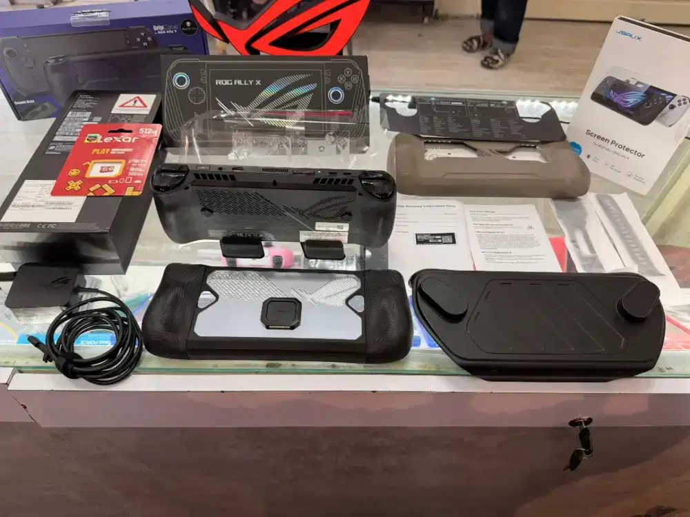 Rog ally x 1,5TB (512gb) micro sd lexar
Garansi on