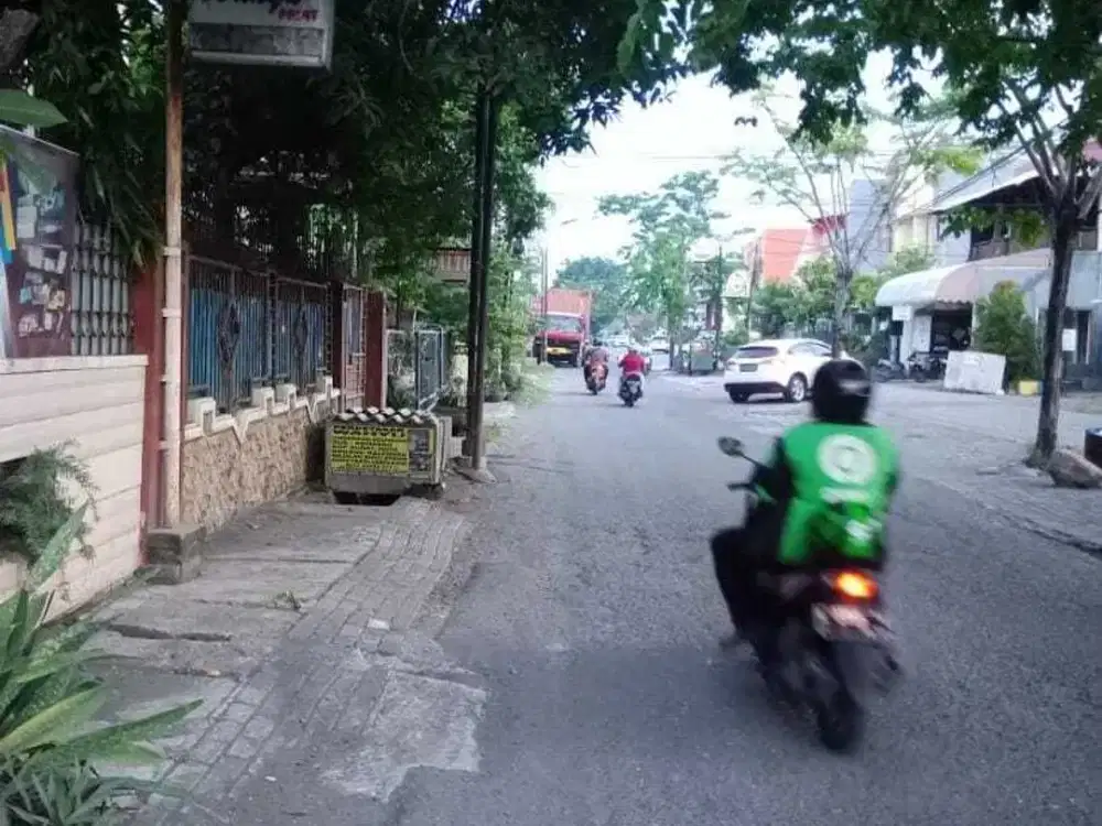 Dijual Rumah di Rungkut Stikom bisa Untuk Usaha Kantor Gudang Produksi