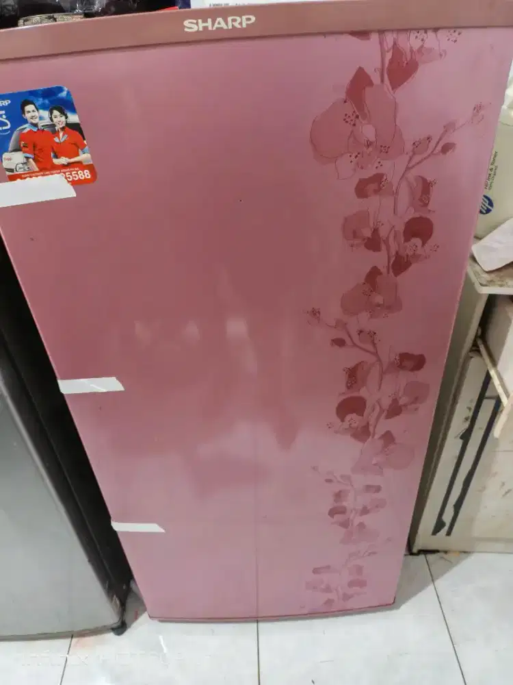 Dijual kulkas 1 pintu