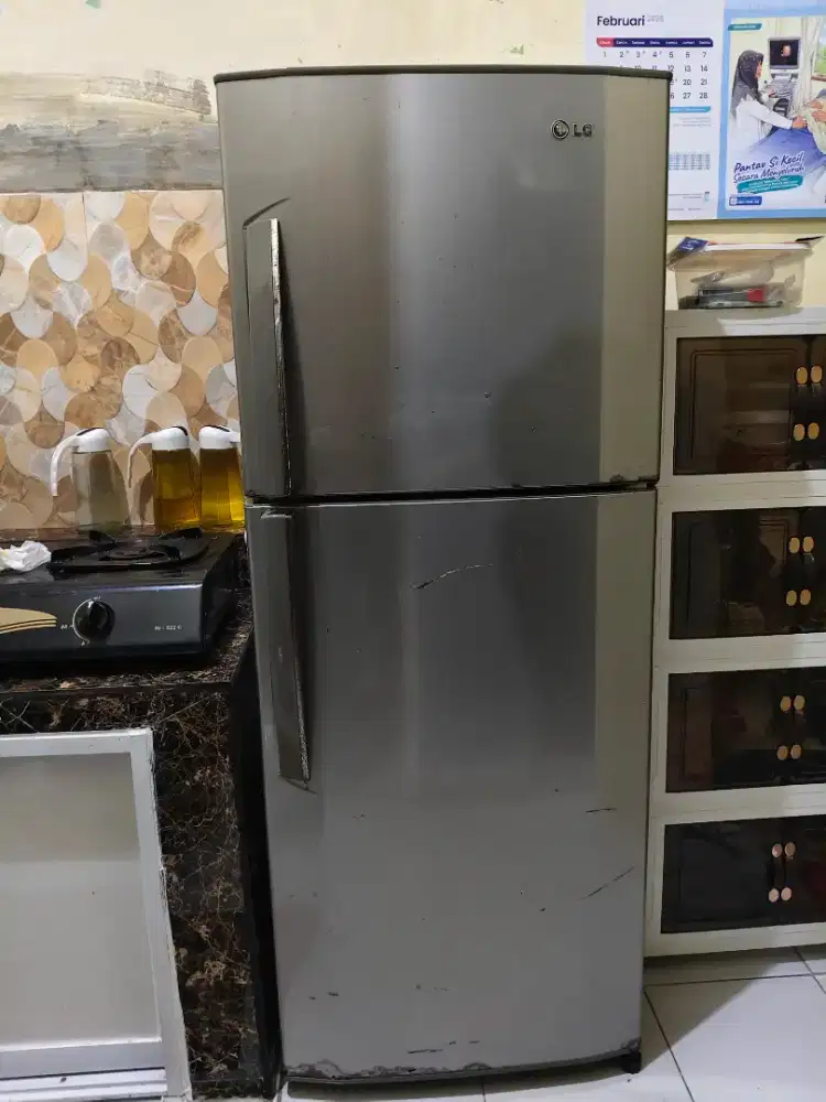KULKAS LG 2 PINTU SECOND