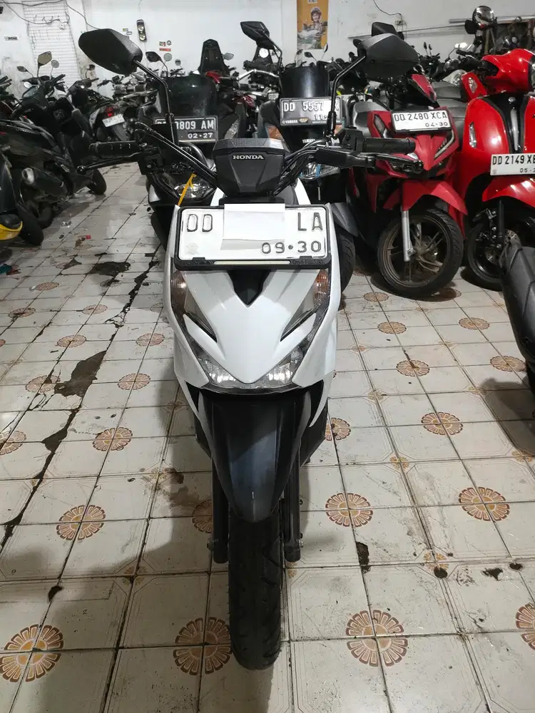 Honda beat street new putih 2025