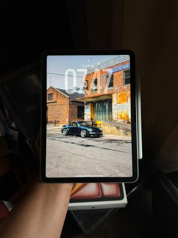 ipad air 6 M2 128gb wifi only + pen