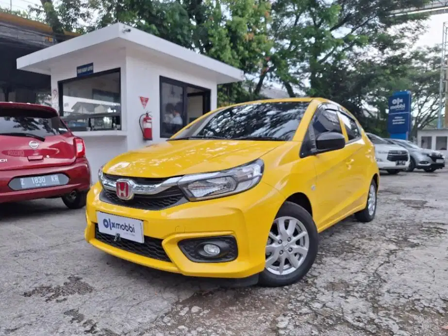 DP MURAH Honda Brio Satya 1.2 E Bensin-MT 2023 Kuning CVDKD