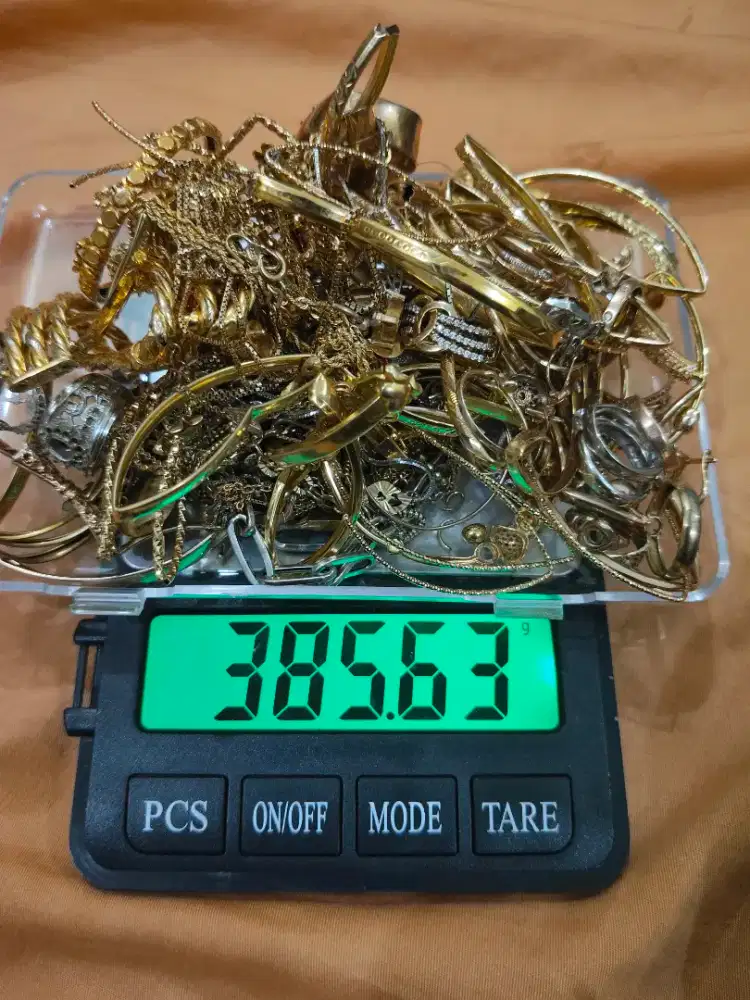 Jual/beli emas dengan harga tinggi/bisa nerima leburan