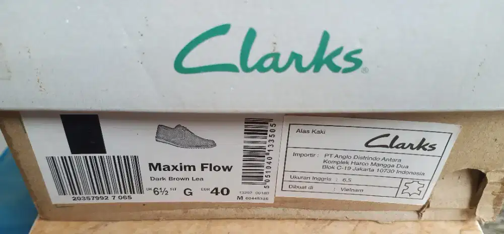 Sepatu Clarks Maxim Flow