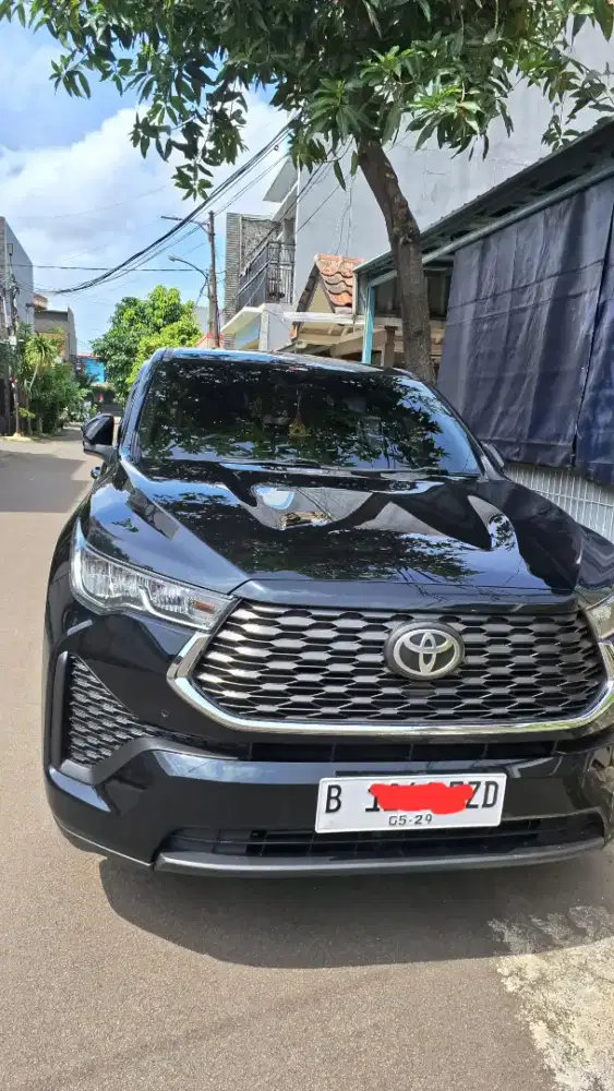 Innova Zenix 2.0 V A/T Non Hybrid / Bensin