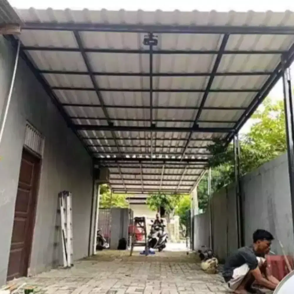 Kanopi baja ringan dan garasi