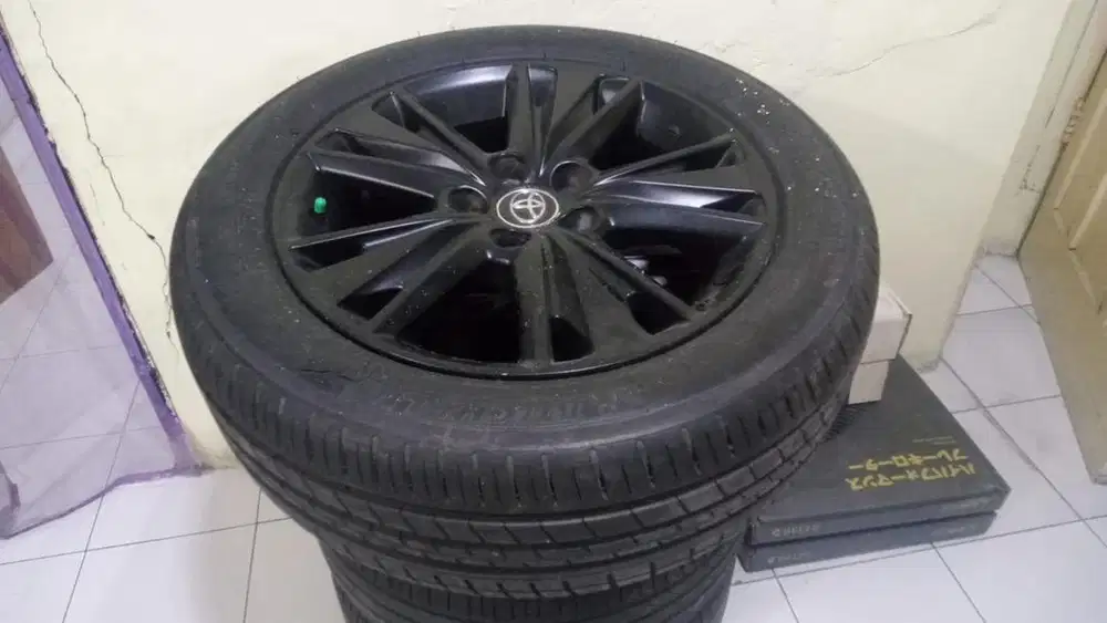 Velg Innova Reborn Venturer Ring 17 sama ban 2017-2020