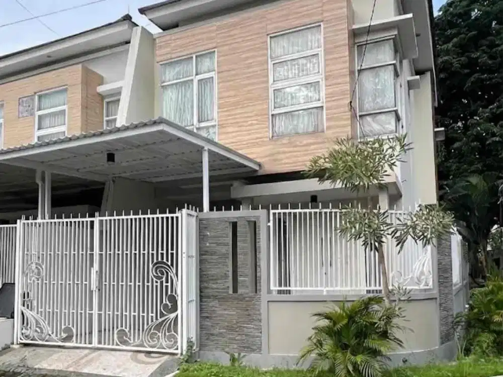 Manyar one gate dkt Klampis Wisma Mukti