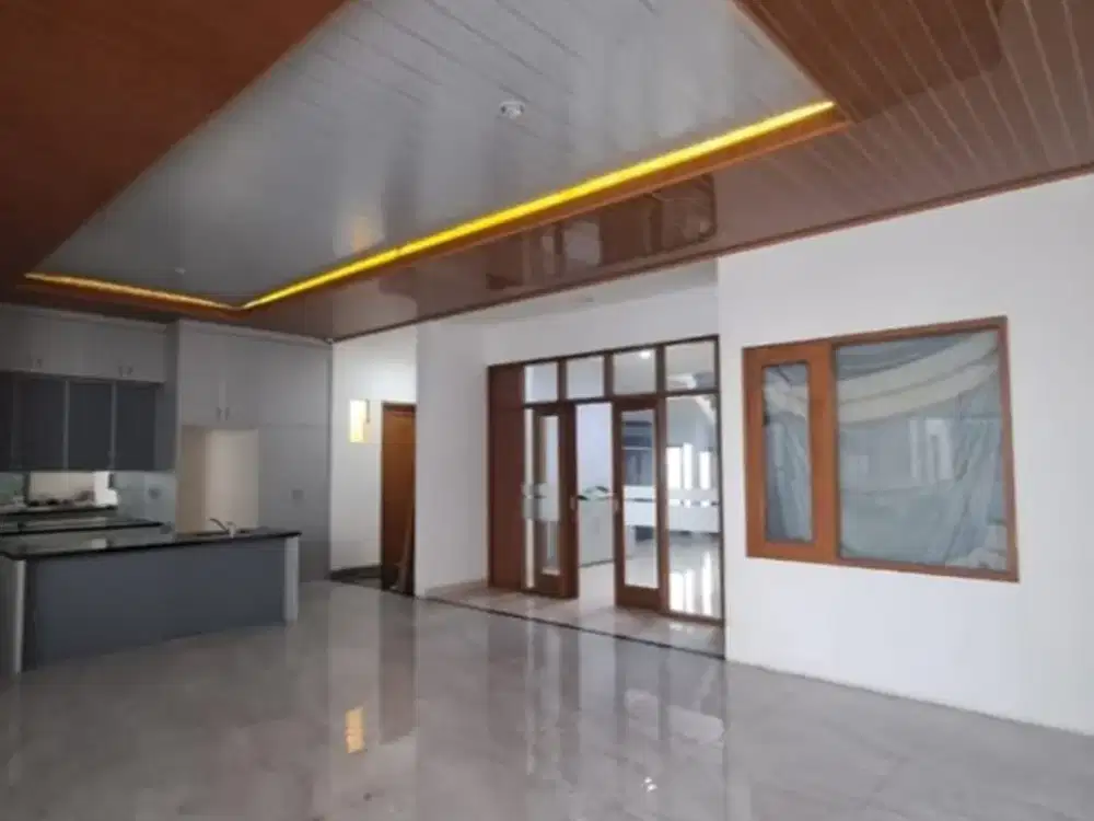 Rumah Luas 200m Bagus Siap Huni Sudah Renovasi di Cluster Jura Metland Cakung Jakarta Timur