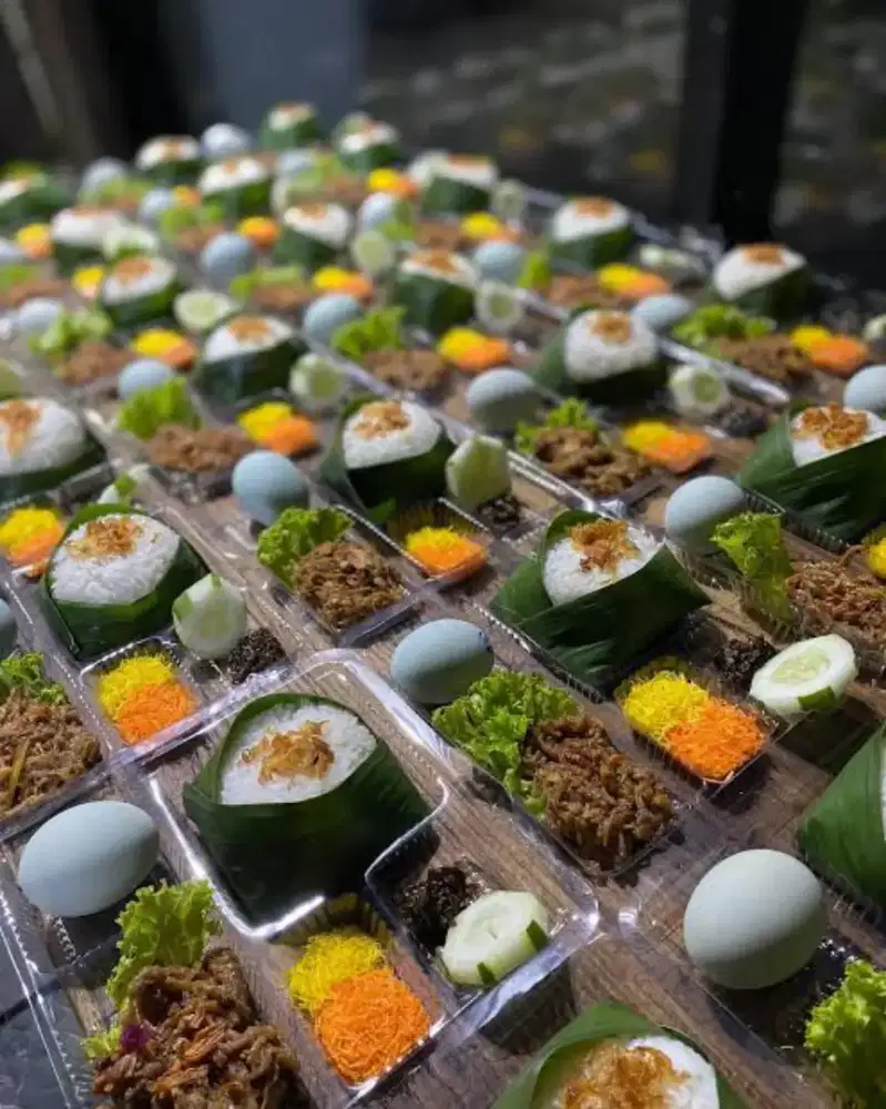 Dibutuh kan 2 org wanita untuk posisi helper masak