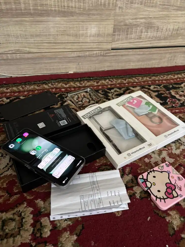 Samsung galaxy Zflip5 SEIN