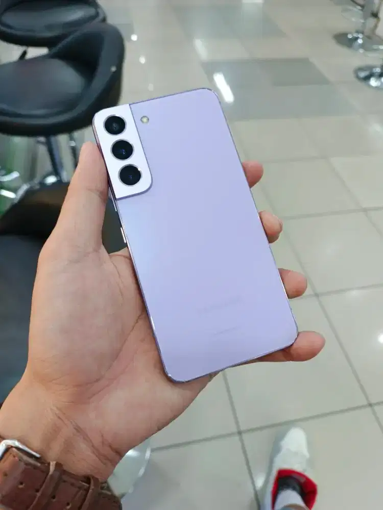 Samsung S22 8/256 GB