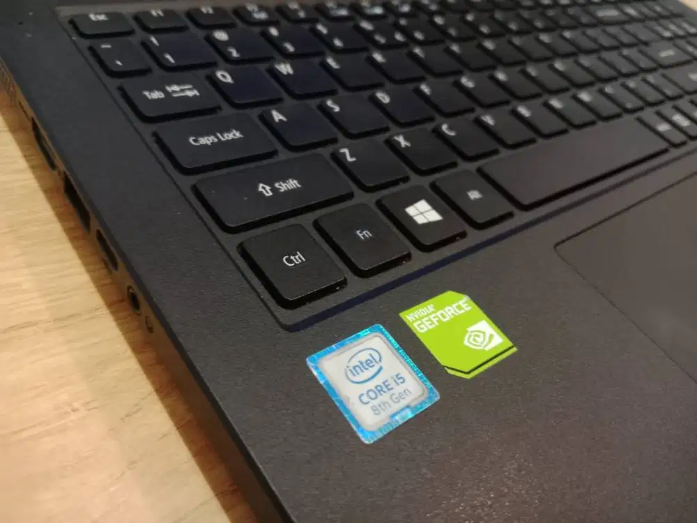 DIJUAL LAPTOP EDITING ACER TRAVELMATE P2510 CORE I5 GEN 8 RAM 8GB SSD