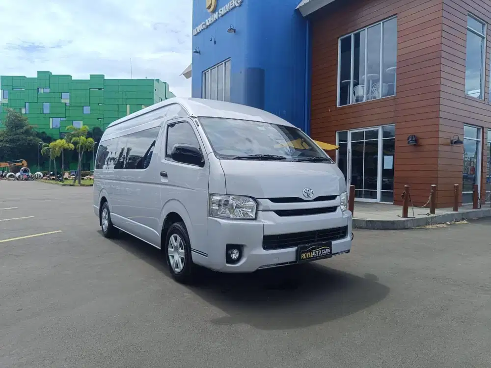 Toyota Hiace 2.5 Commuter MT 2018 MOBIL BAGUS SIAP PAKAI