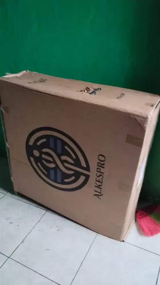 Kursi roda merk alkespro