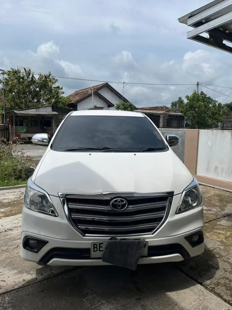 innova G diesel MT 2014