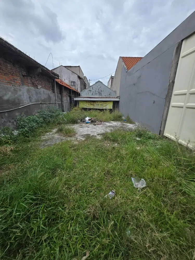 Tanah terdapat bangunan di jual cepat