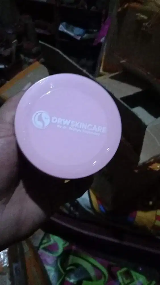 DRW White Tomato Body Scrub