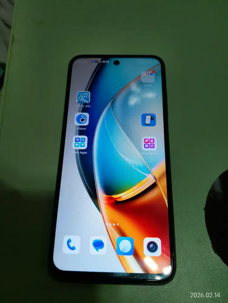 Nubia V70 design grey