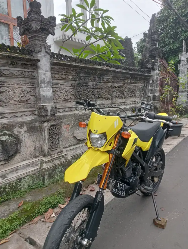 dijual kawasaki d-tracker tahun 2022