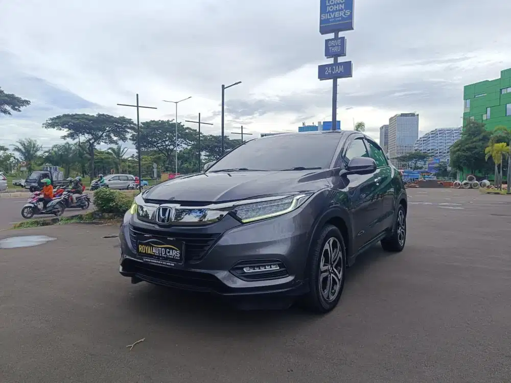 Tdp0jt JUALCEPAT! Honda HRV 1.5 SE 2022 JAMINAN BEBAS TABRAK BANJIR