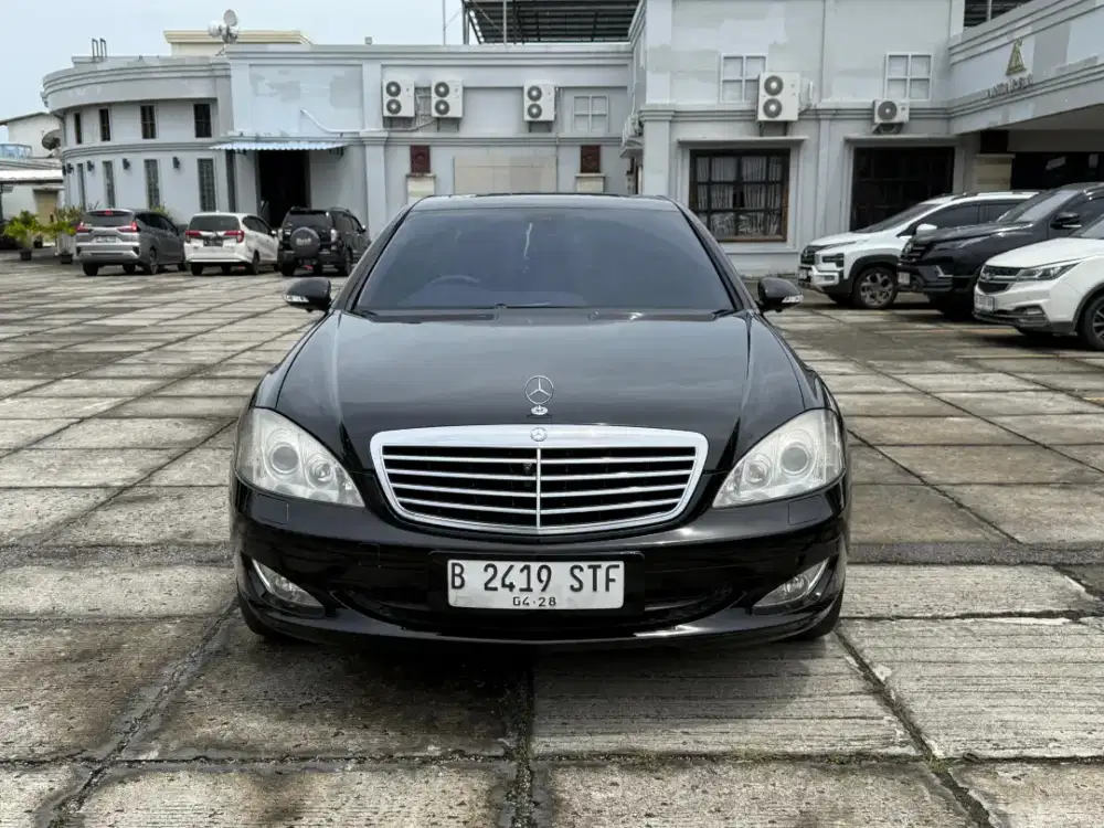 Mercy S300 L 3.0 AT. Tahun 2008. Hitam. Perfect cond